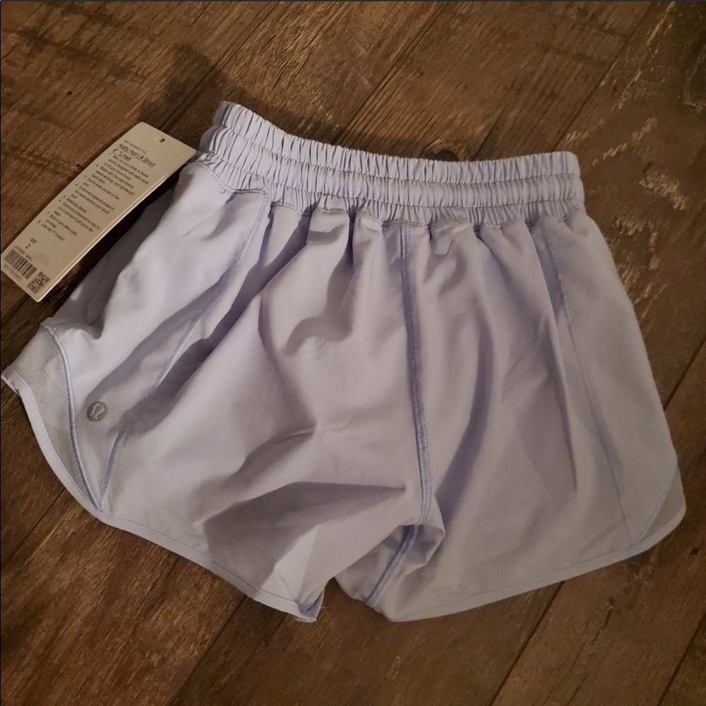 Lululemon Hotty Hot shorts in size 2 tall